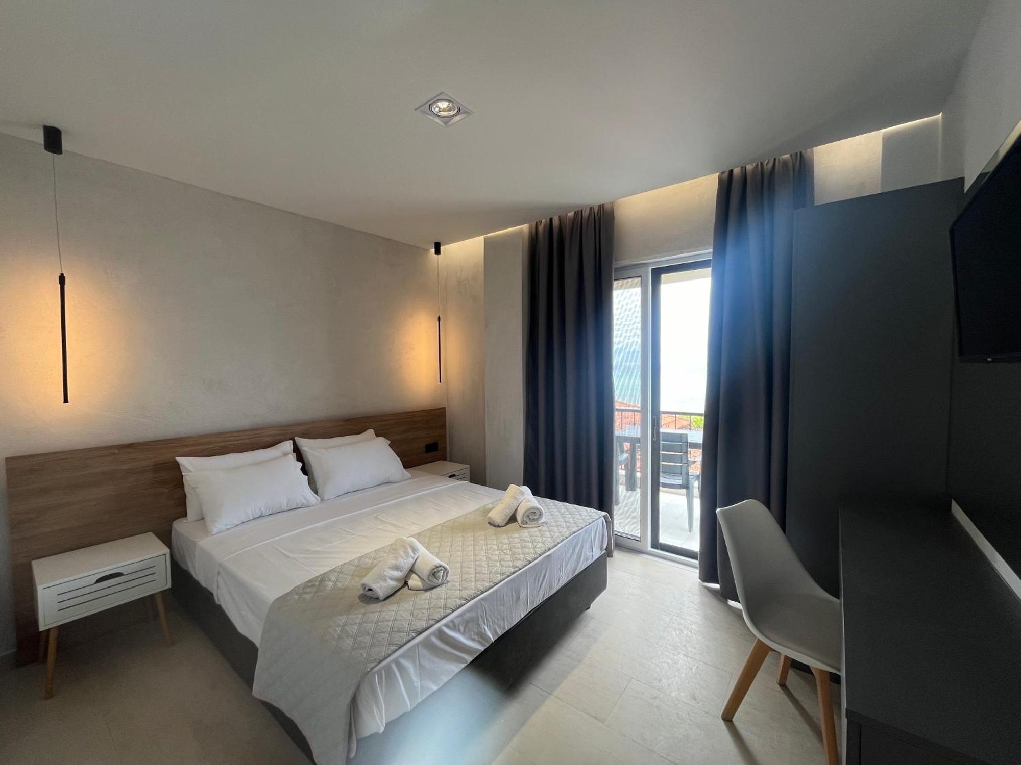Okkio Sea View Apartment Vergia Екстериор снимка