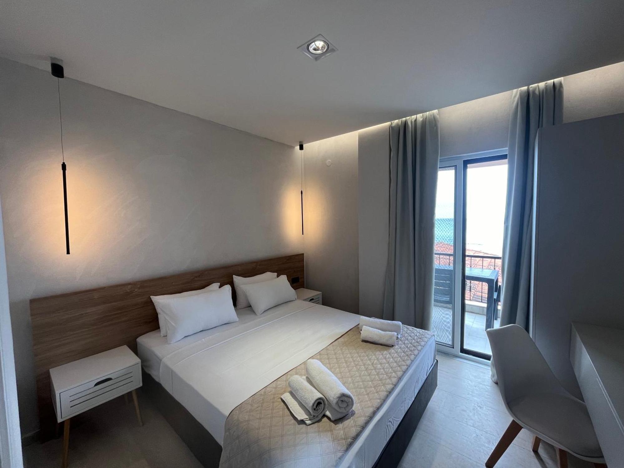 Okkio Sea View Apartment Vergia Екстериор снимка
