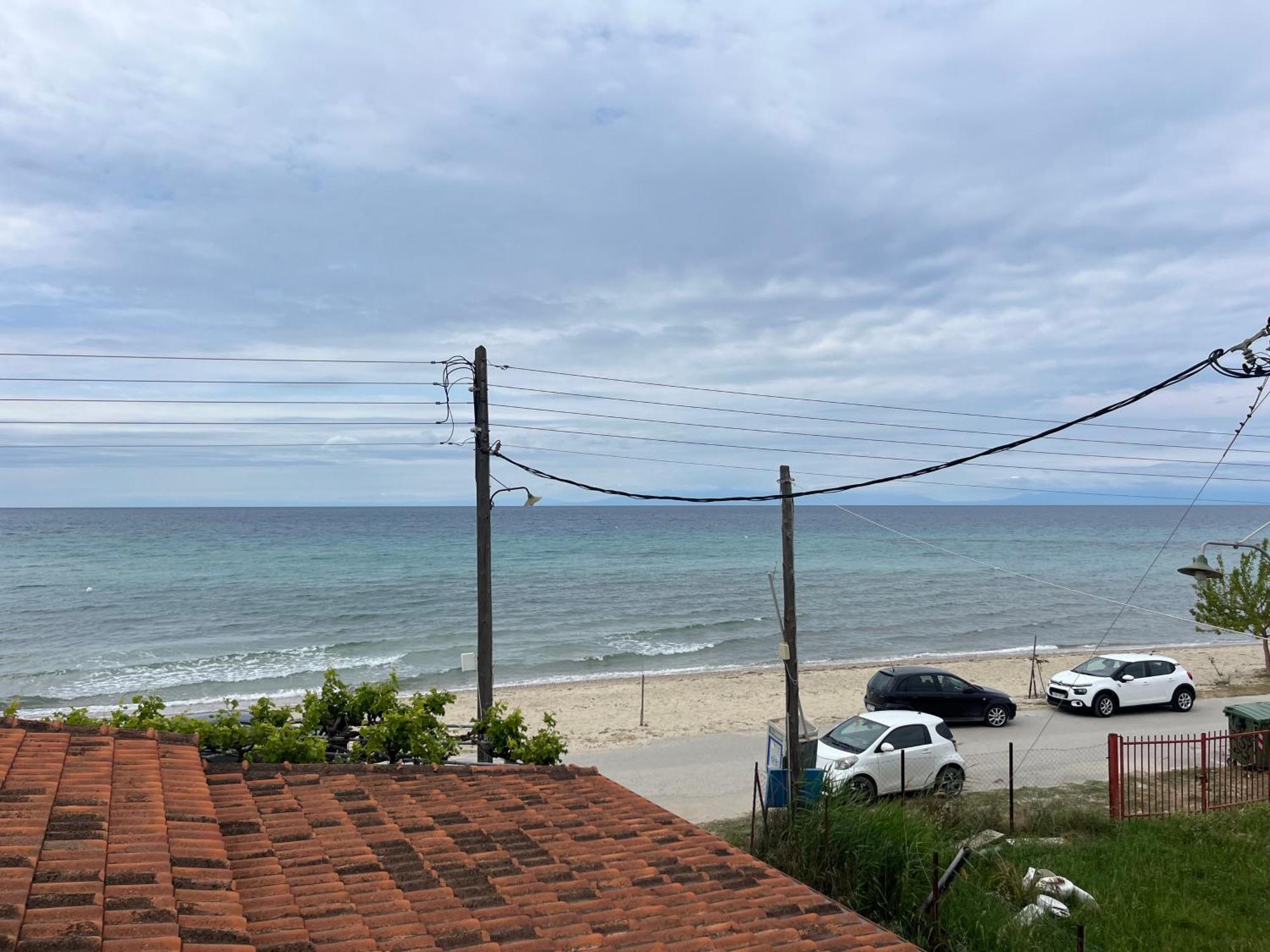 Okkio Sea View Apartment Vergia Екстериор снимка