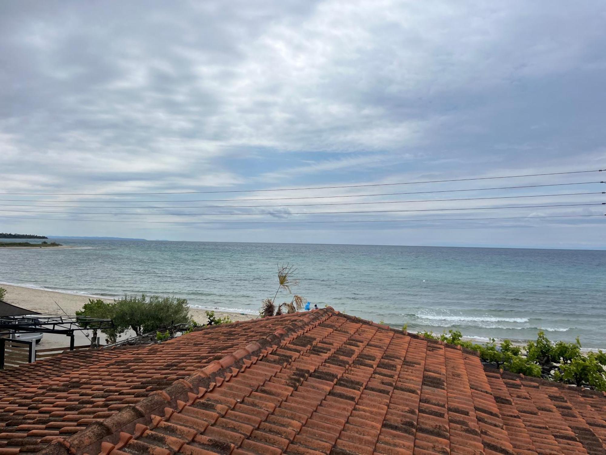 Okkio Sea View Apartment Vergia Екстериор снимка